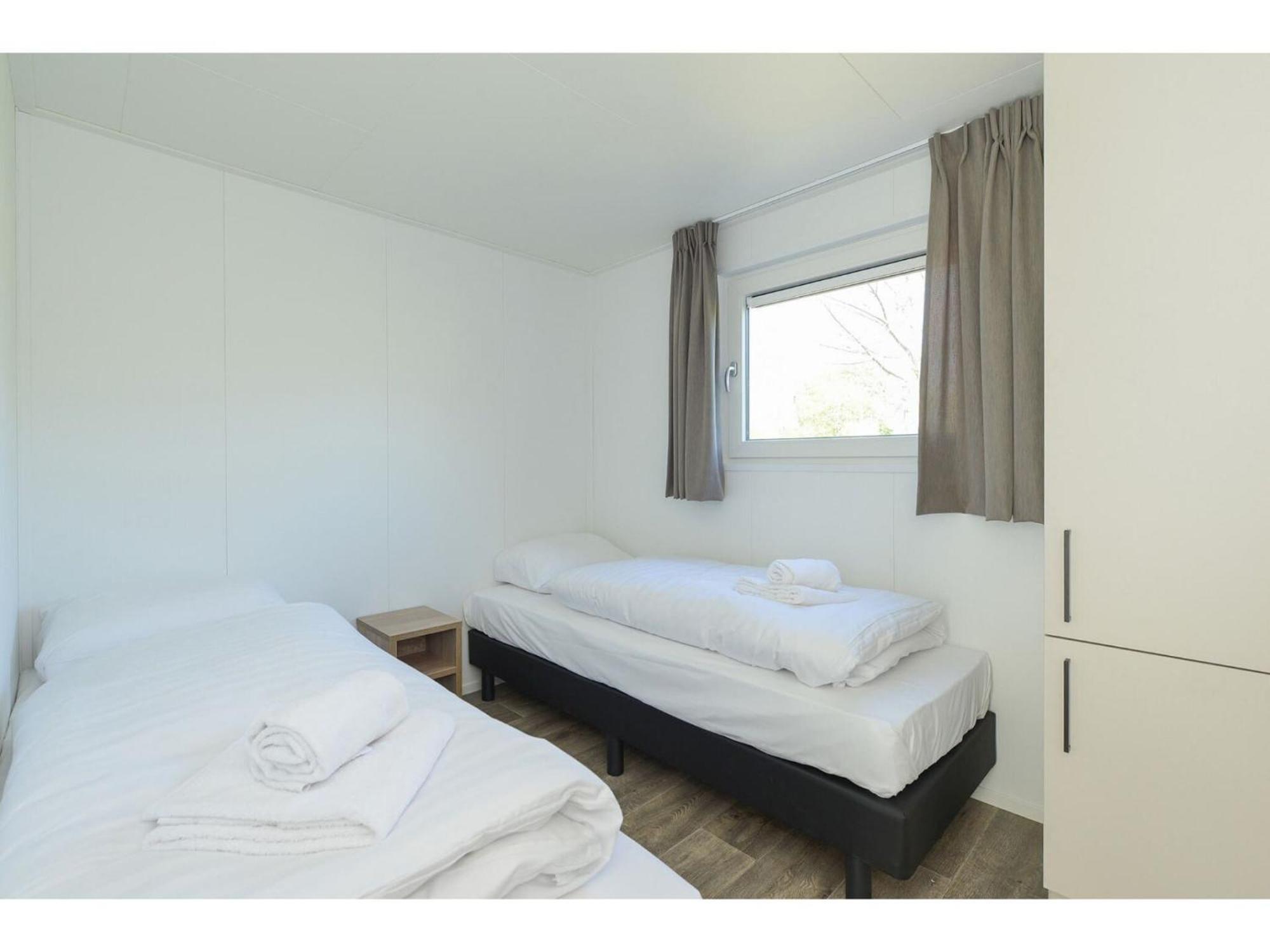 Brand New Chalets At 10 Minutes From The Oosterschelde Heinkenszand Exterior foto