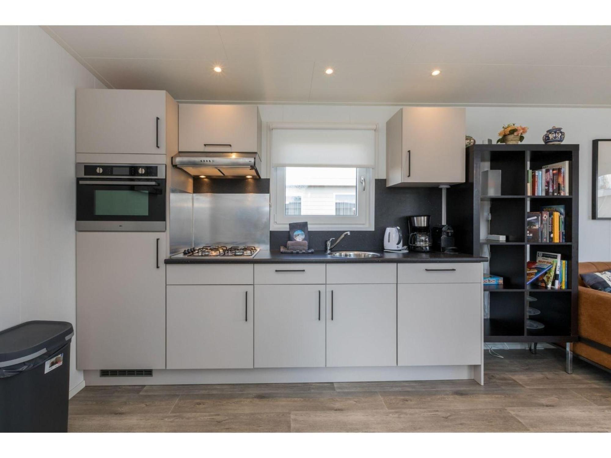 Brand New Chalets At 10 Minutes From The Oosterschelde Heinkenszand Exterior foto